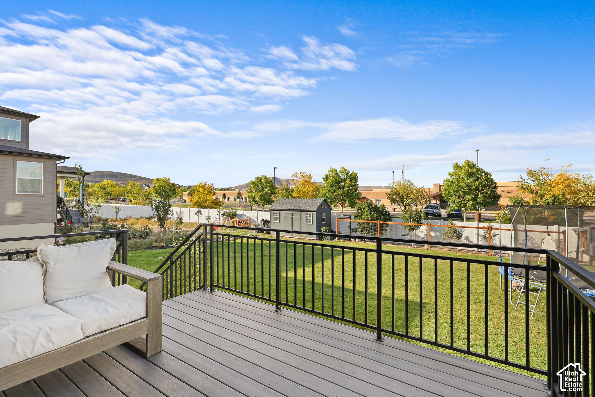 main property photo 8