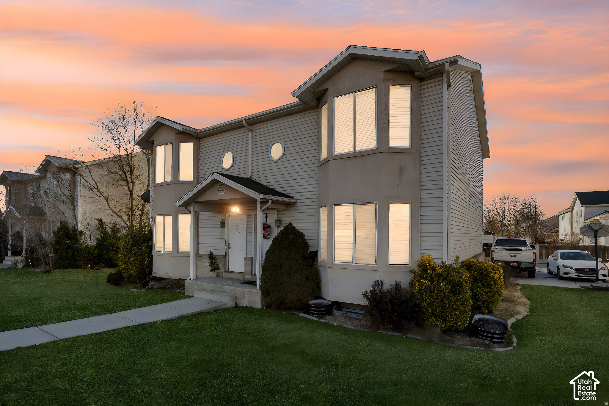 main property photo 12