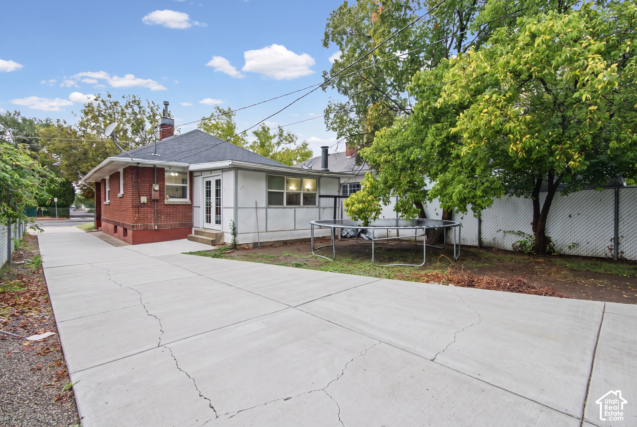 main property photo 15