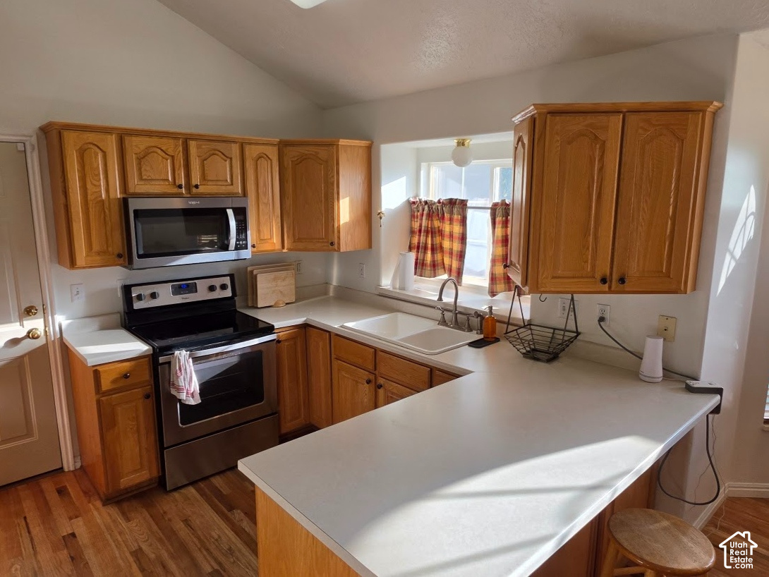 main property photo 4