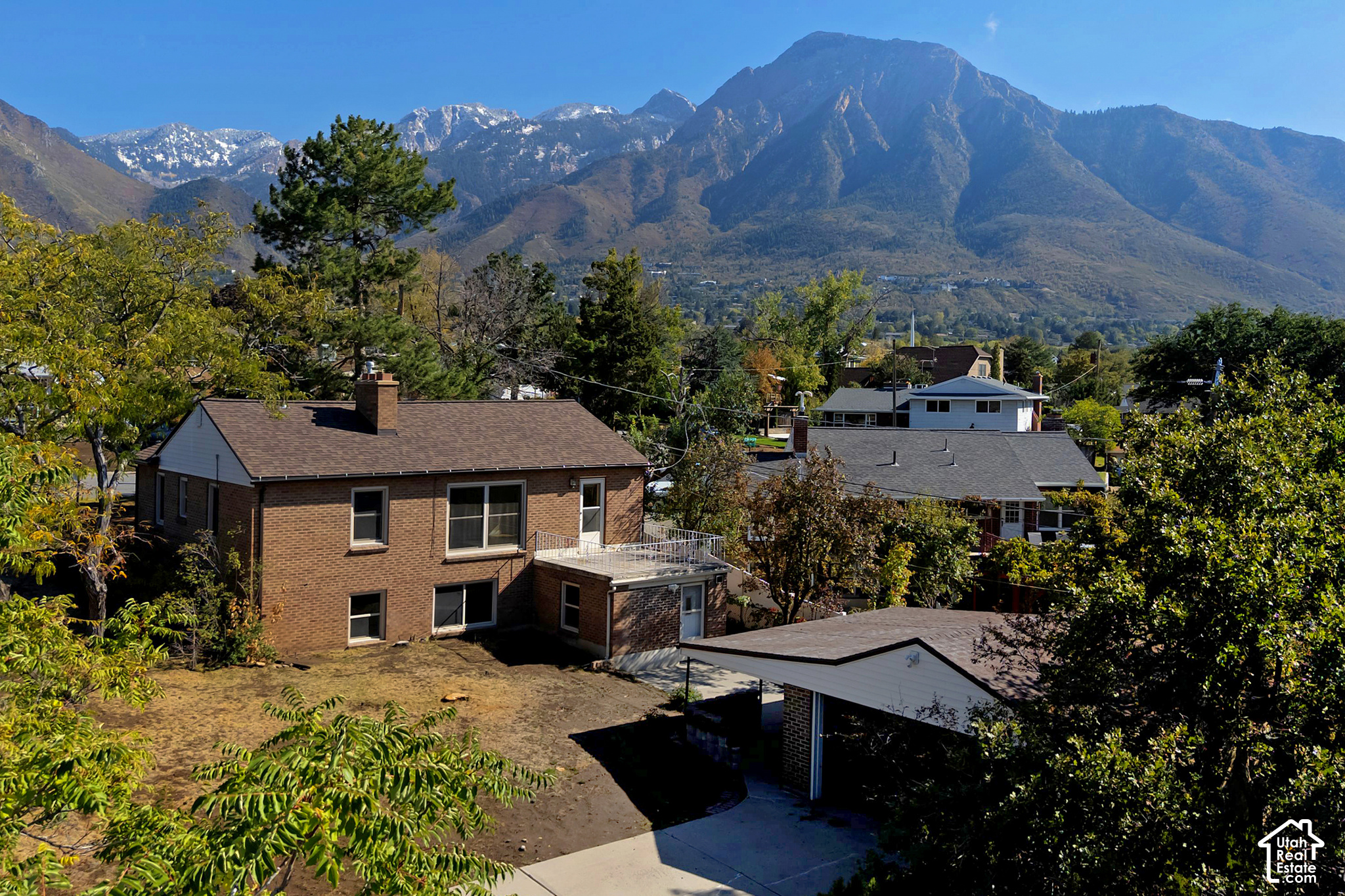 main property photo 0