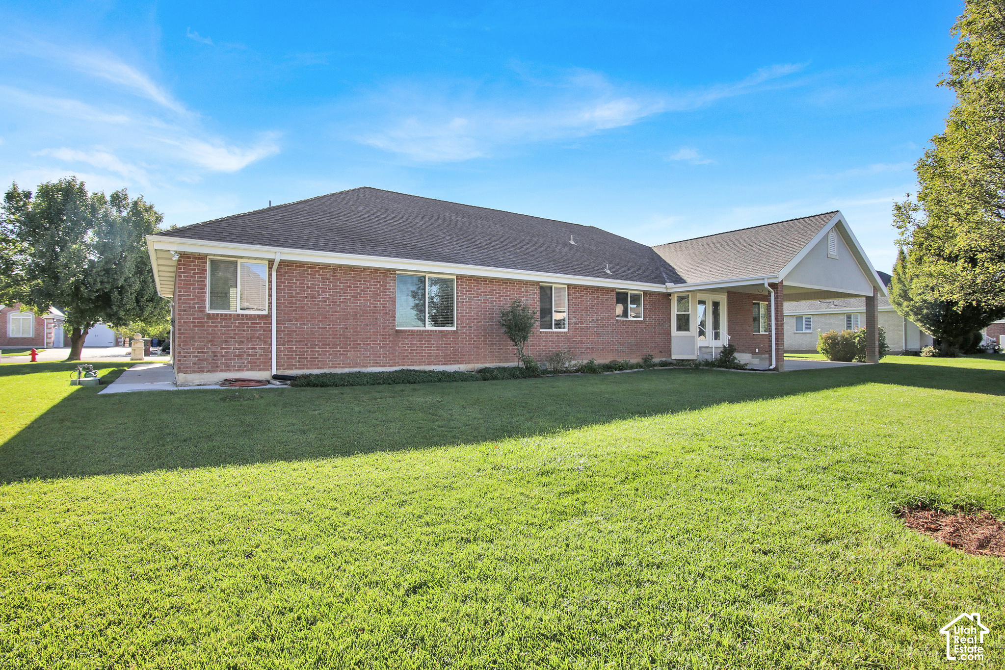 main property photo 26