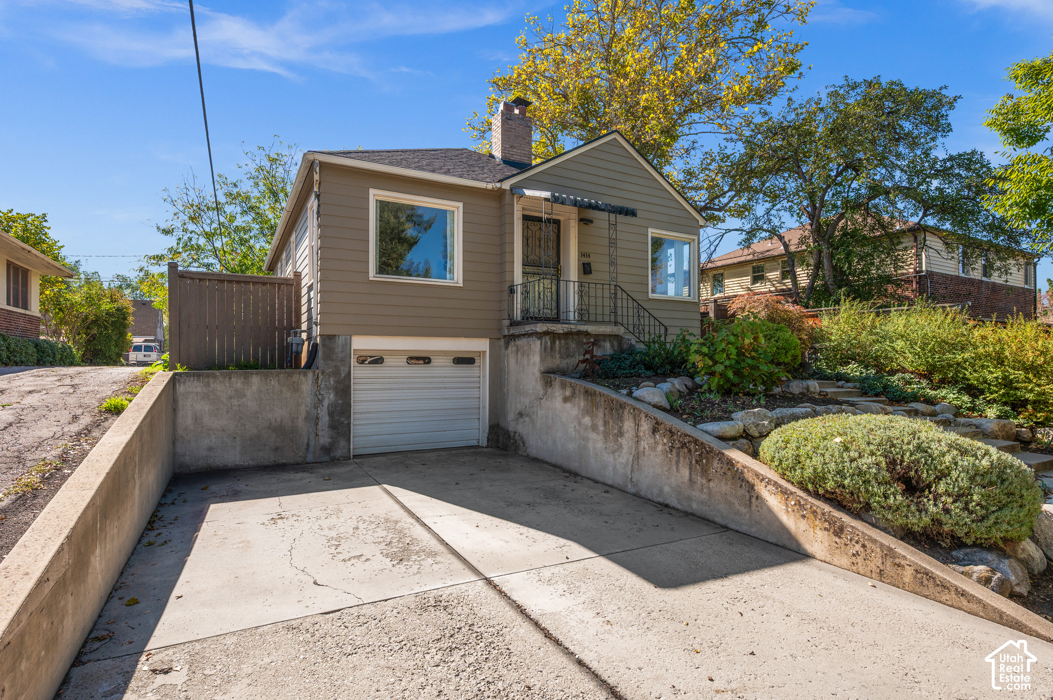 main property photo 20
