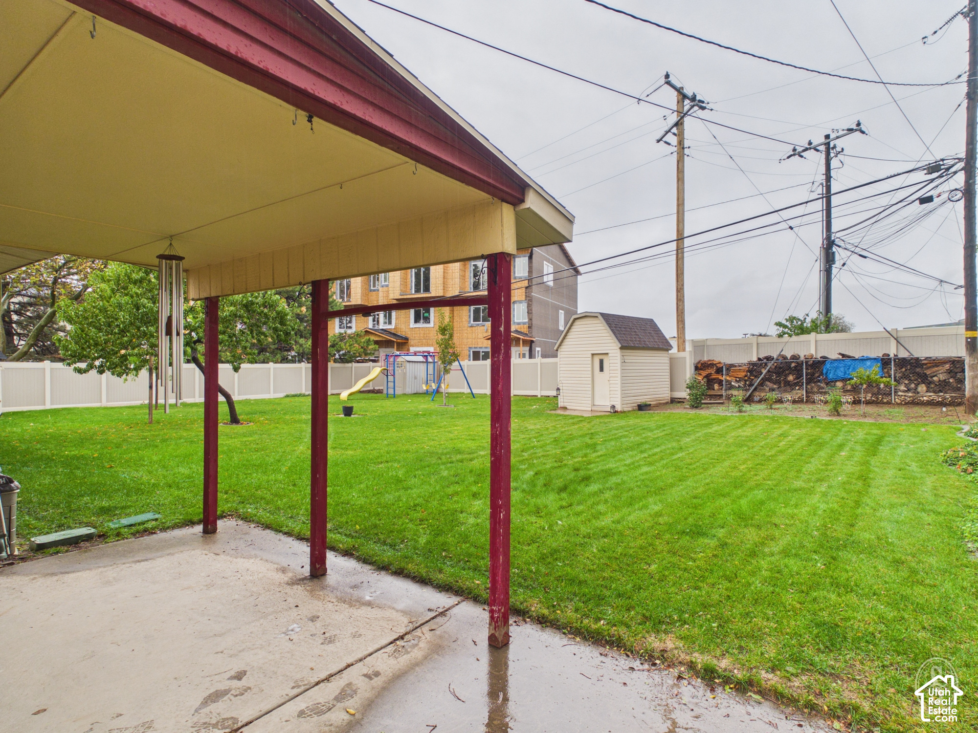 main property photo 29