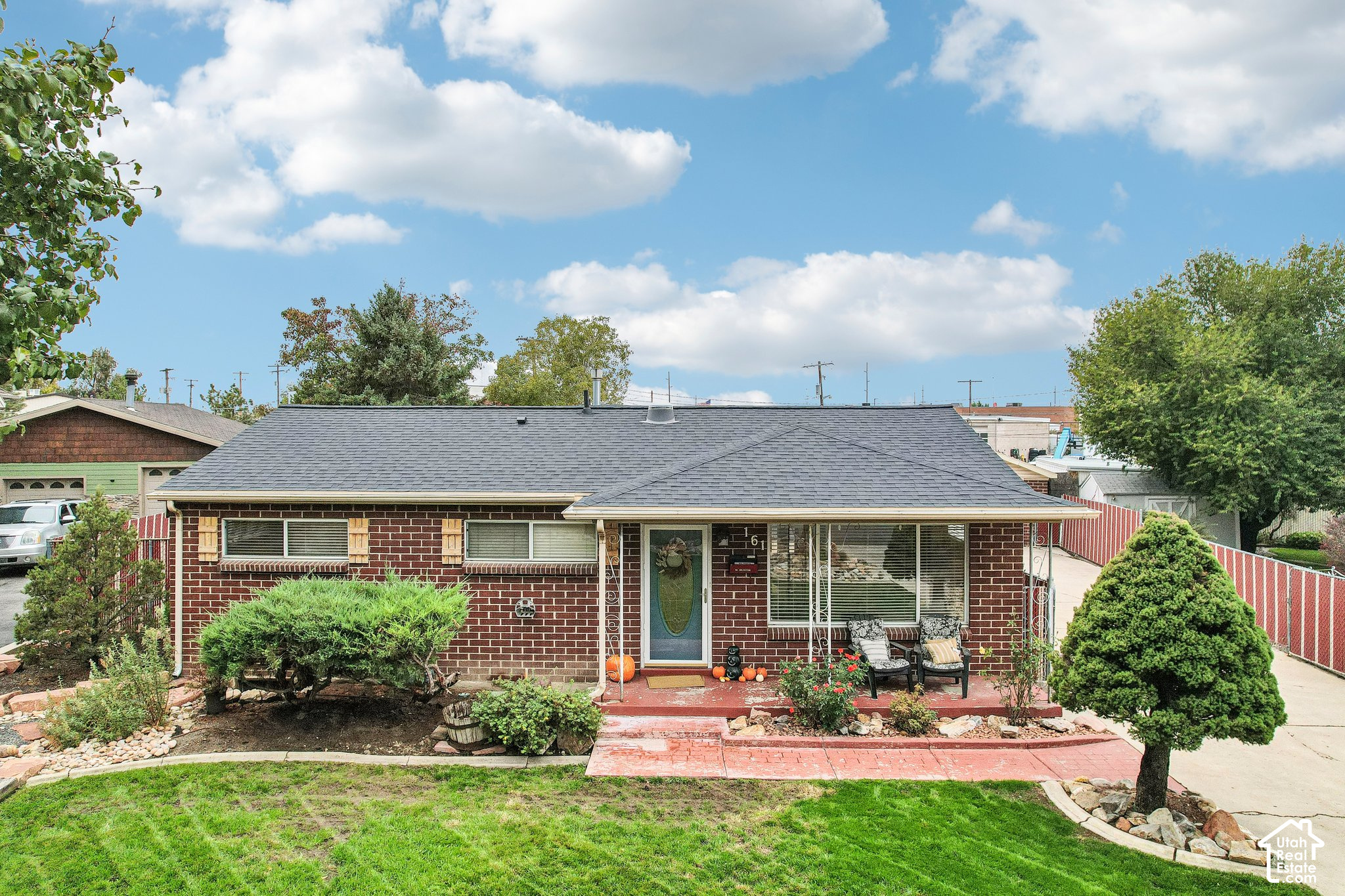 main property photo 47