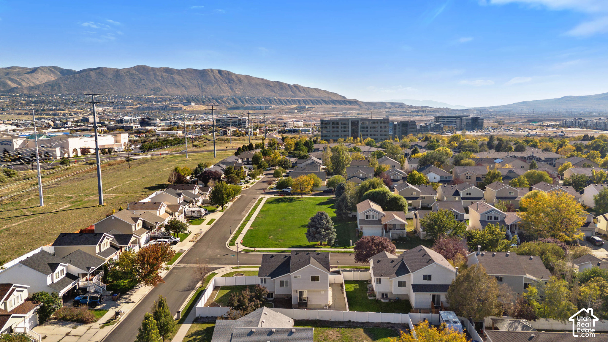 main property photo 50