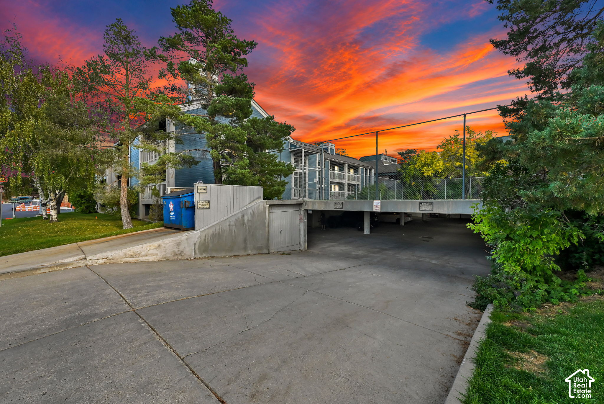 main property photo 22