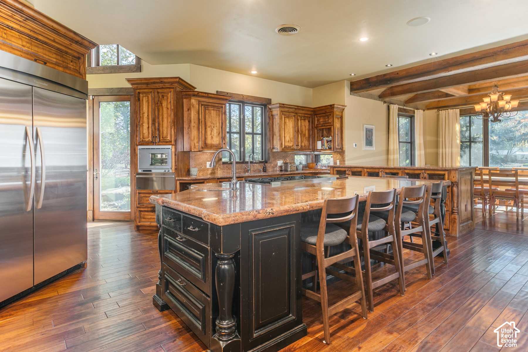 main property photo 20