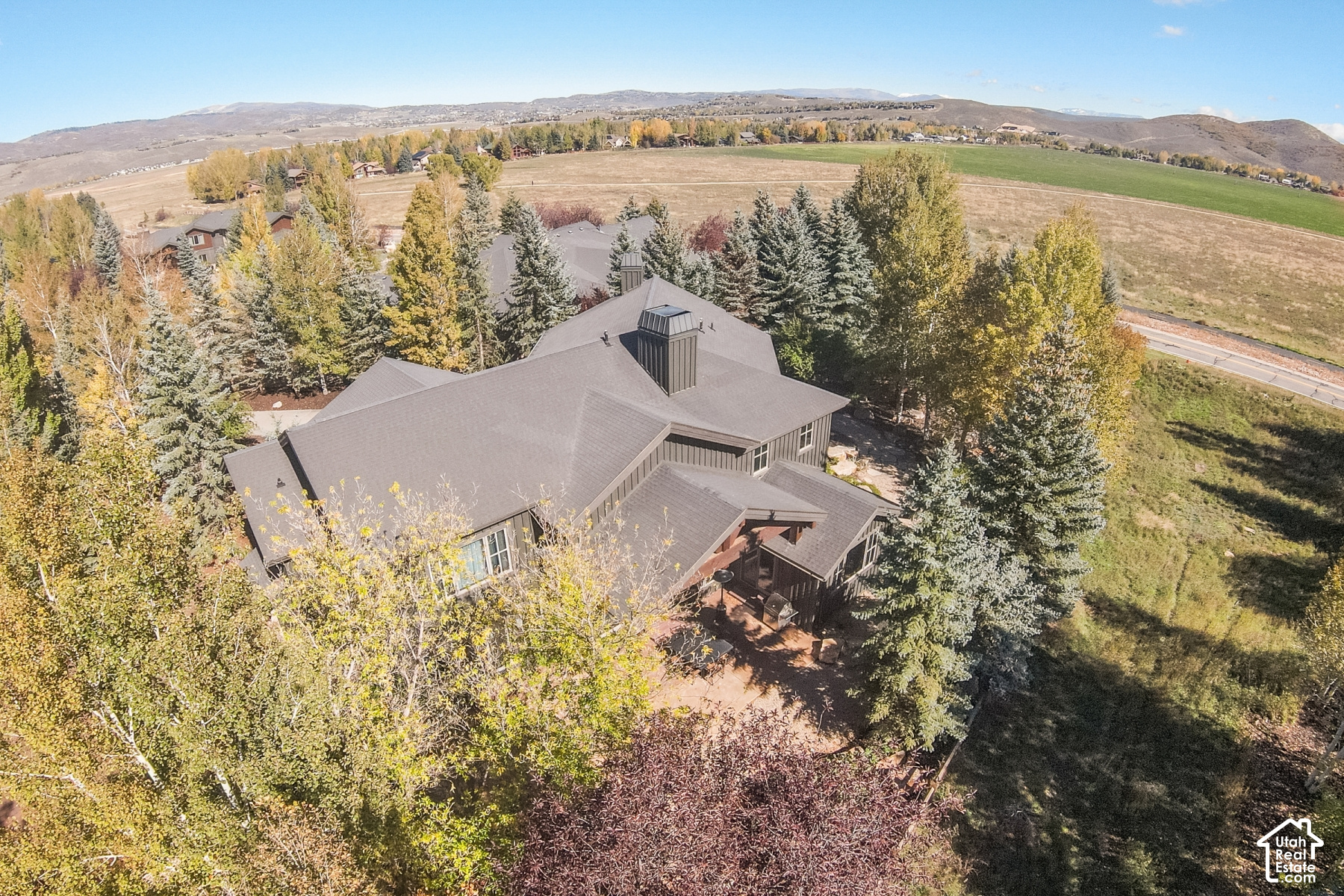 main property photo 59