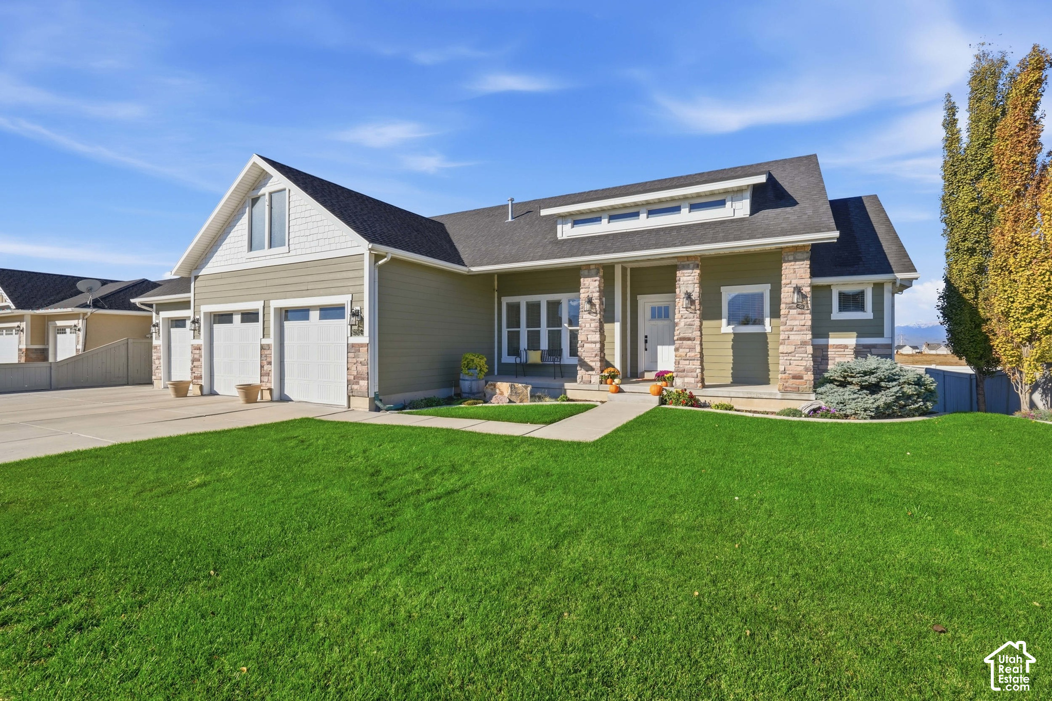 main property photo 50