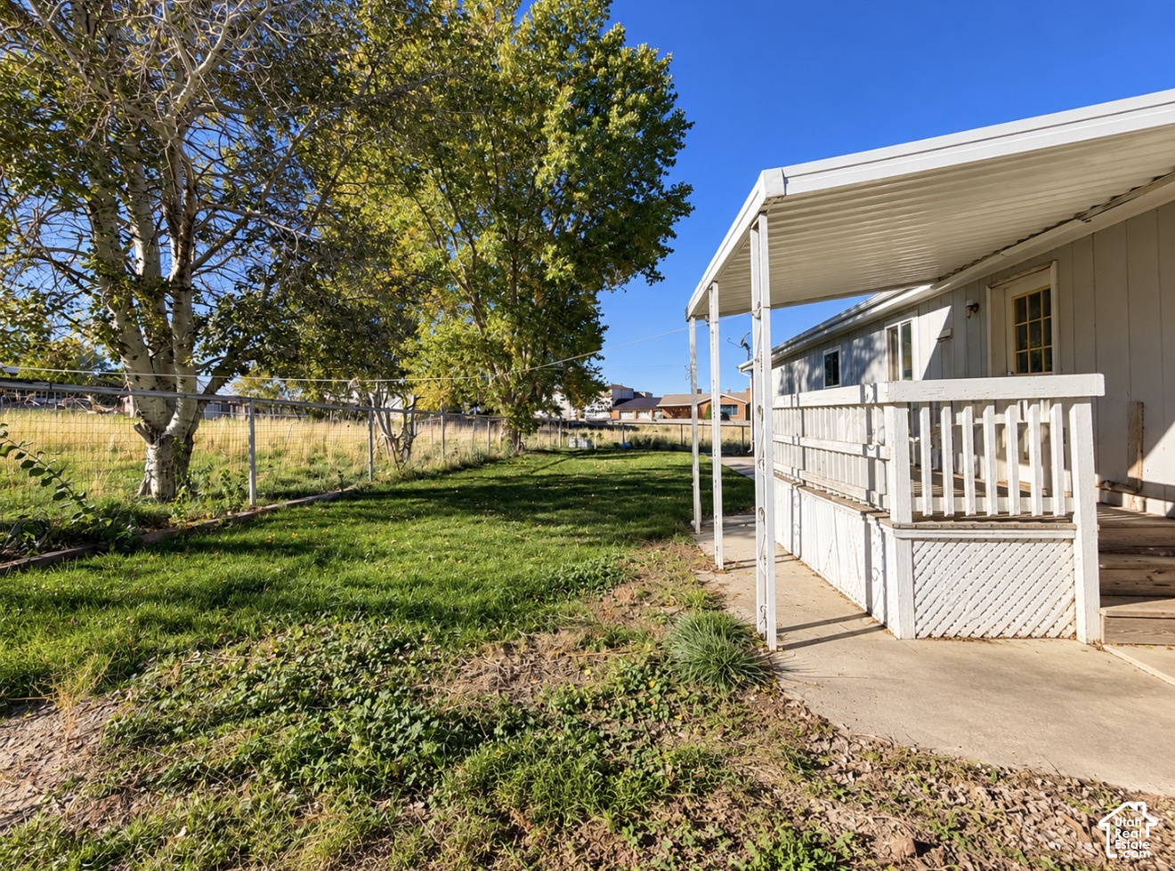 main property photo 13