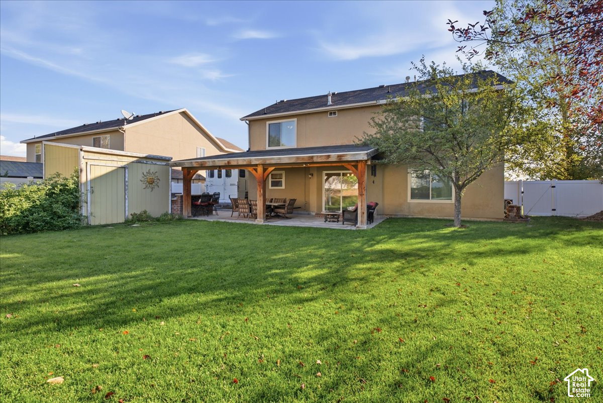 main property photo 41