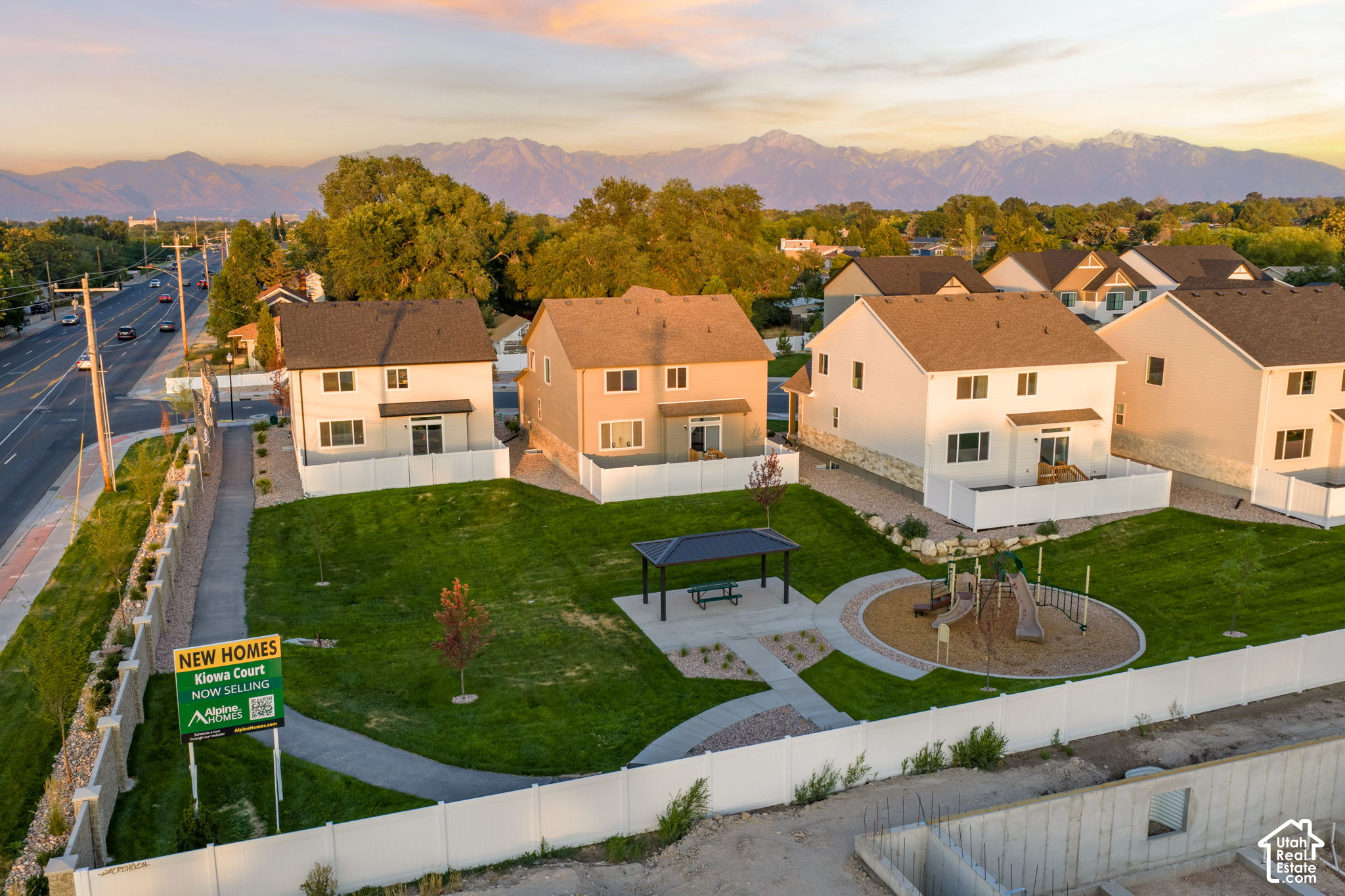 main property photo 25