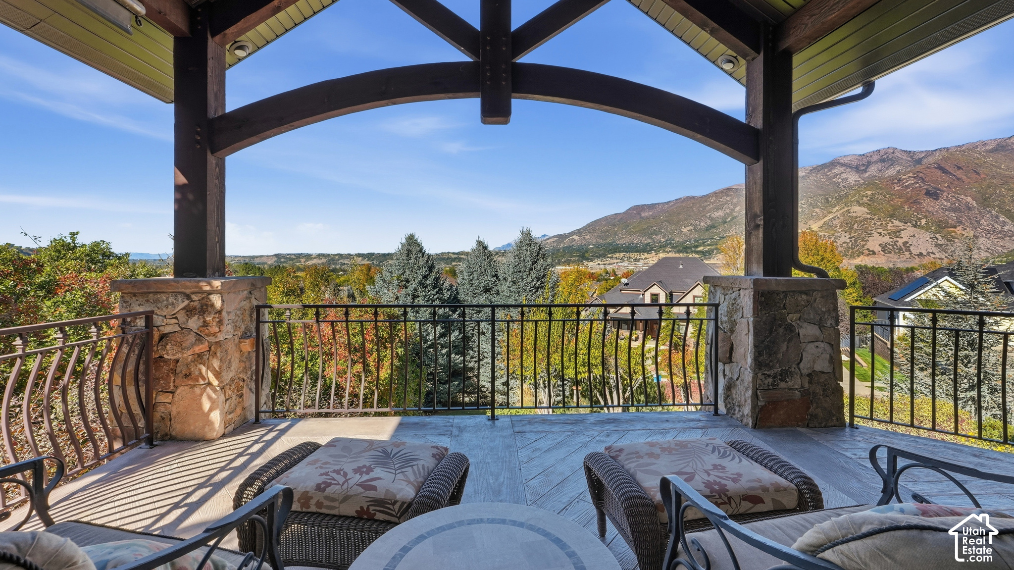 main property photo 12