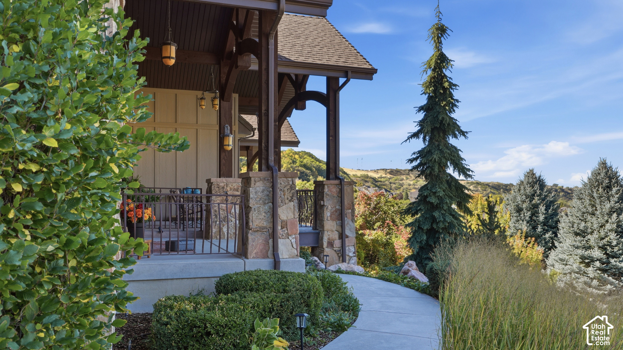 main property photo 19
