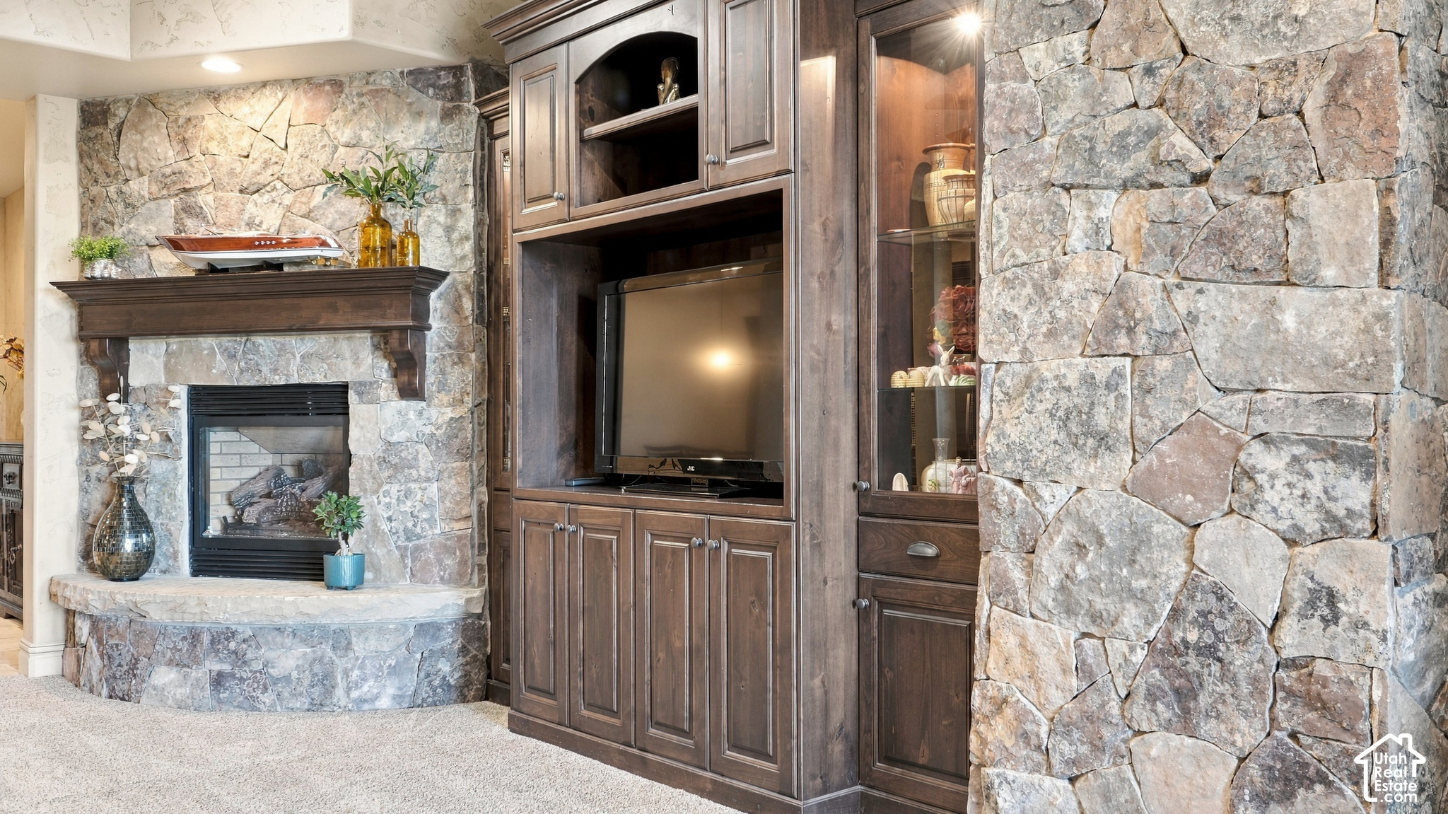 main property photo 62