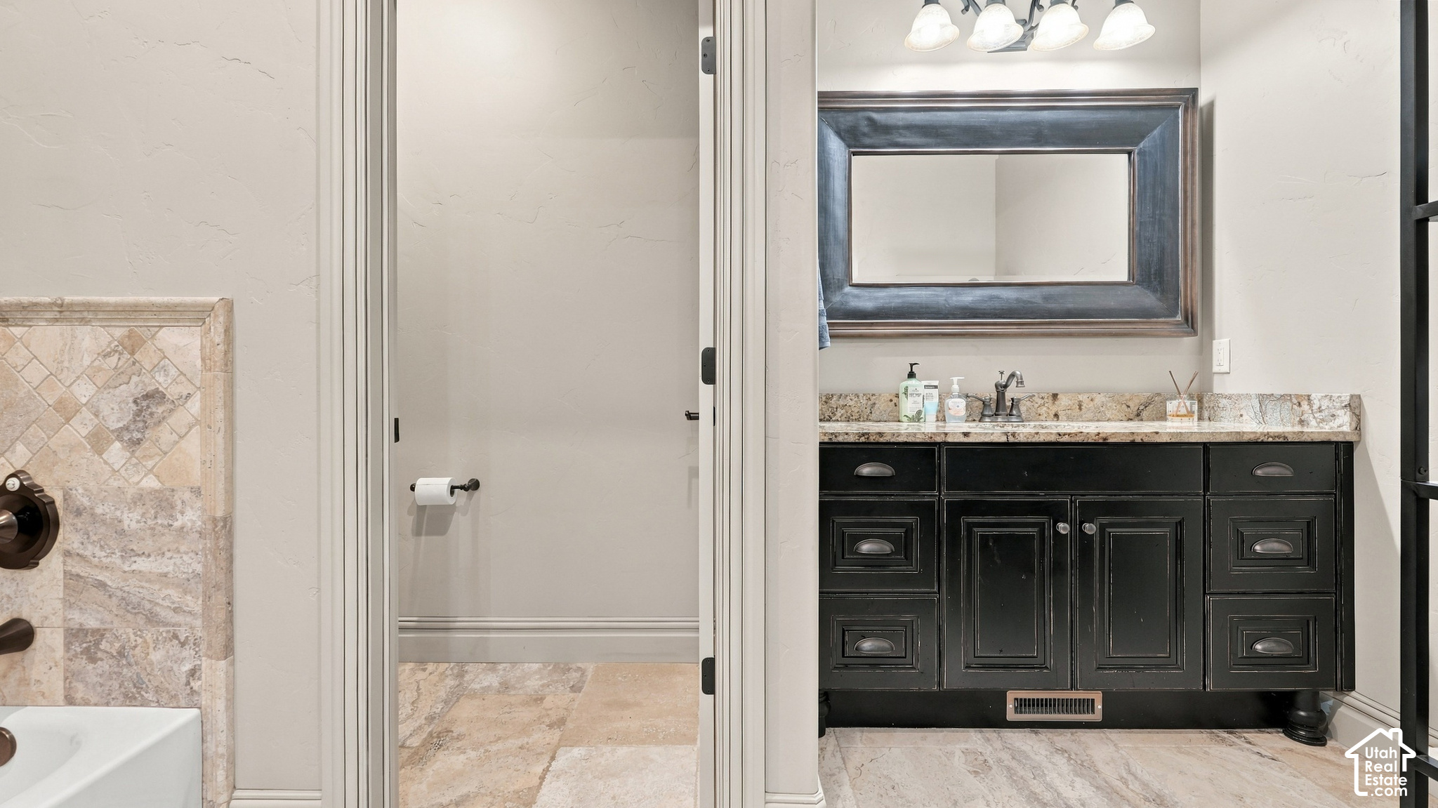 main property photo 70