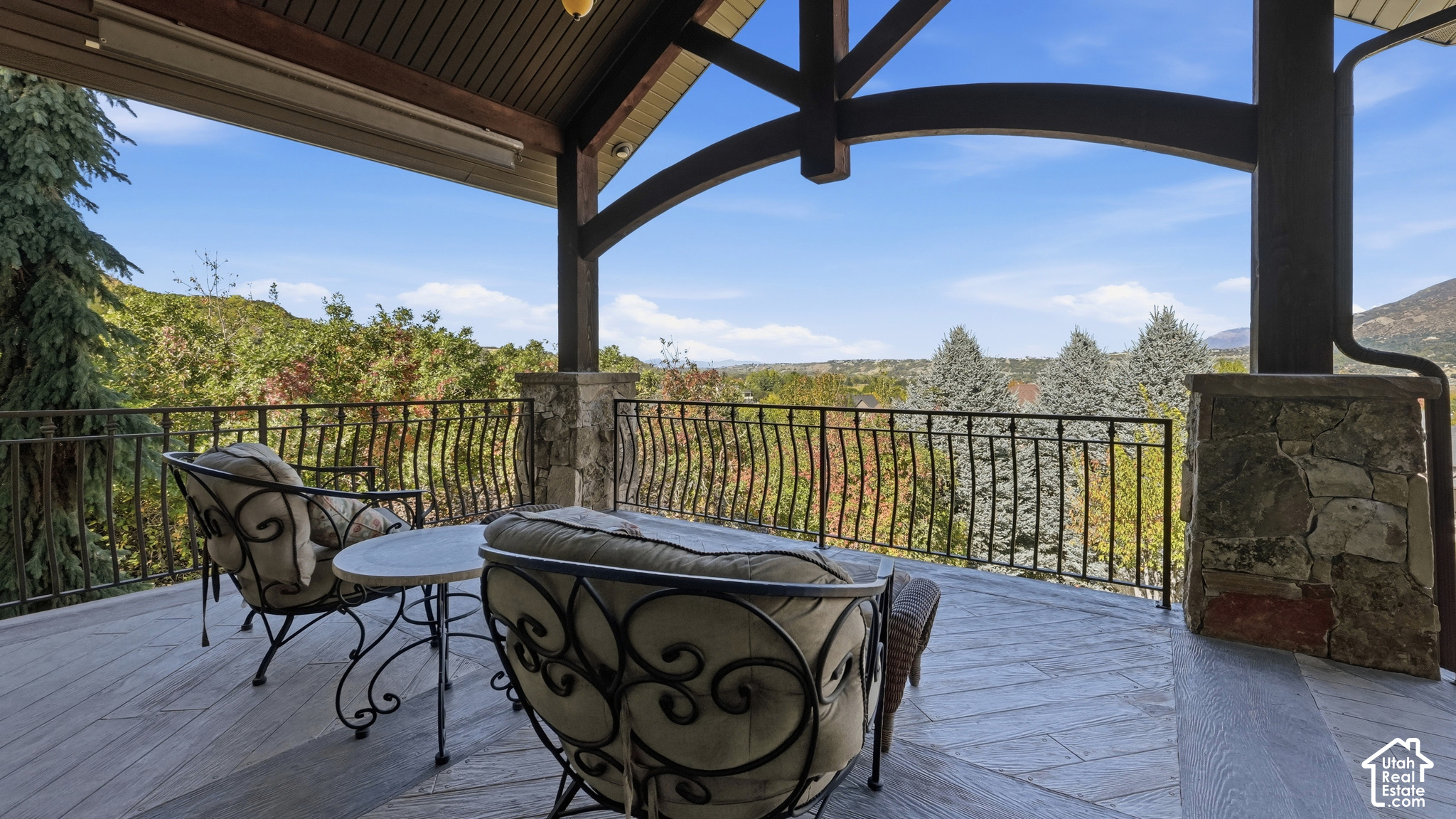 main property photo 88