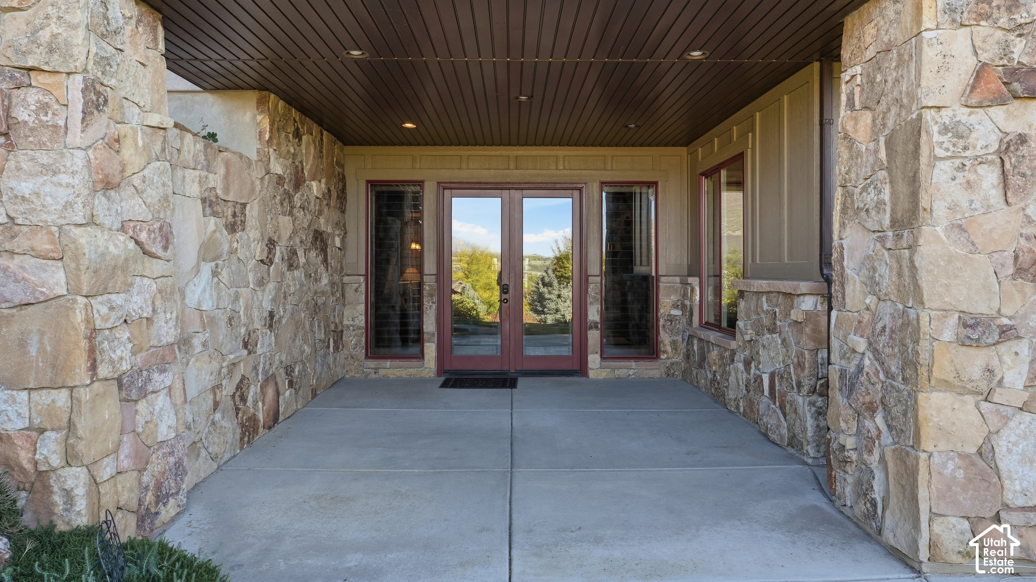 main property photo 92