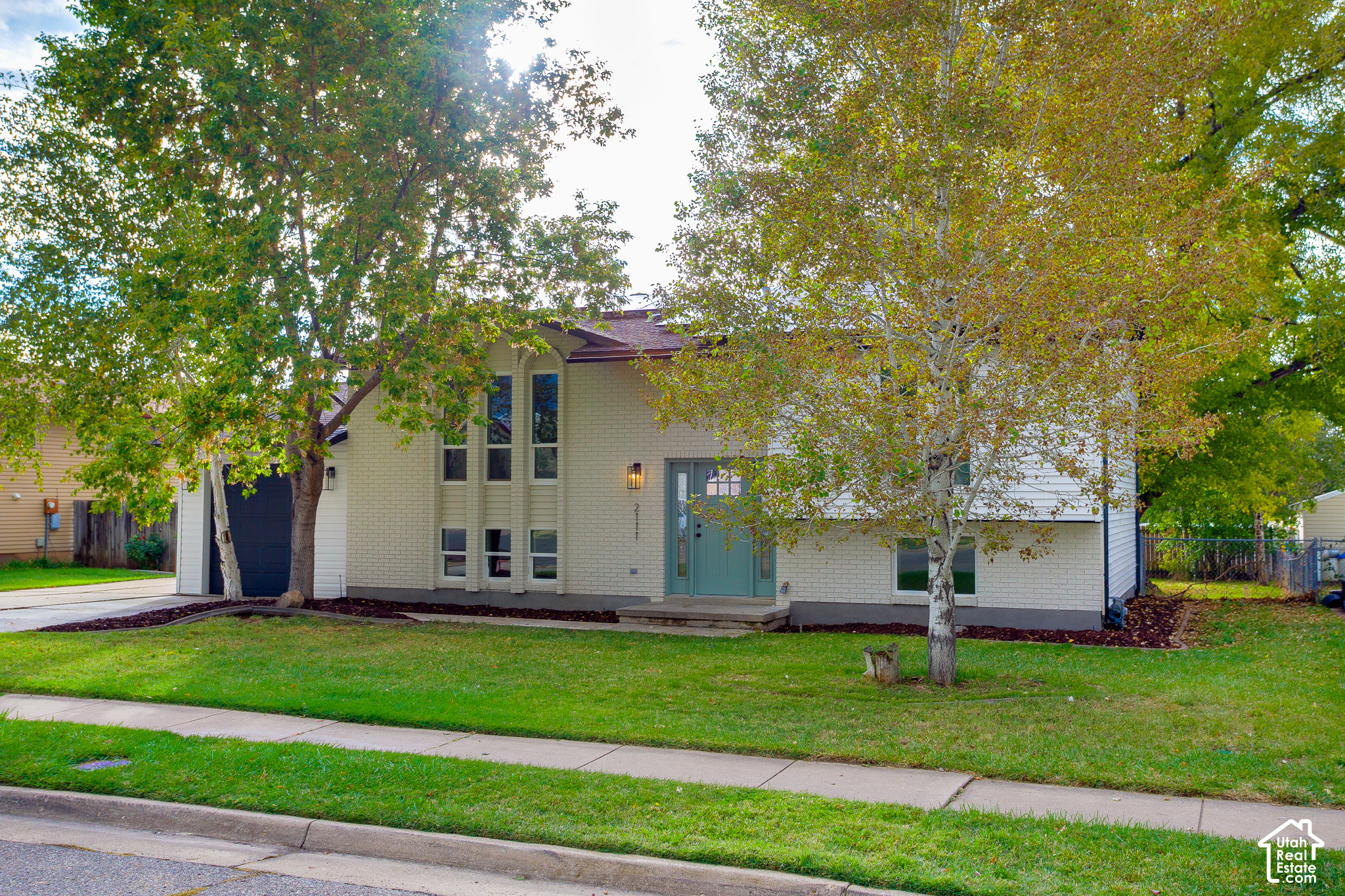 main property photo 20