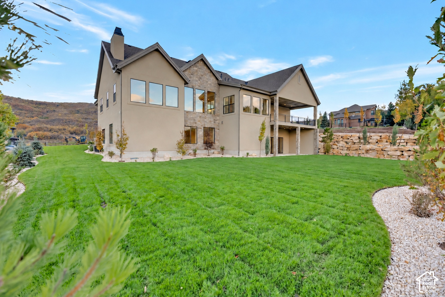 main property photo 21