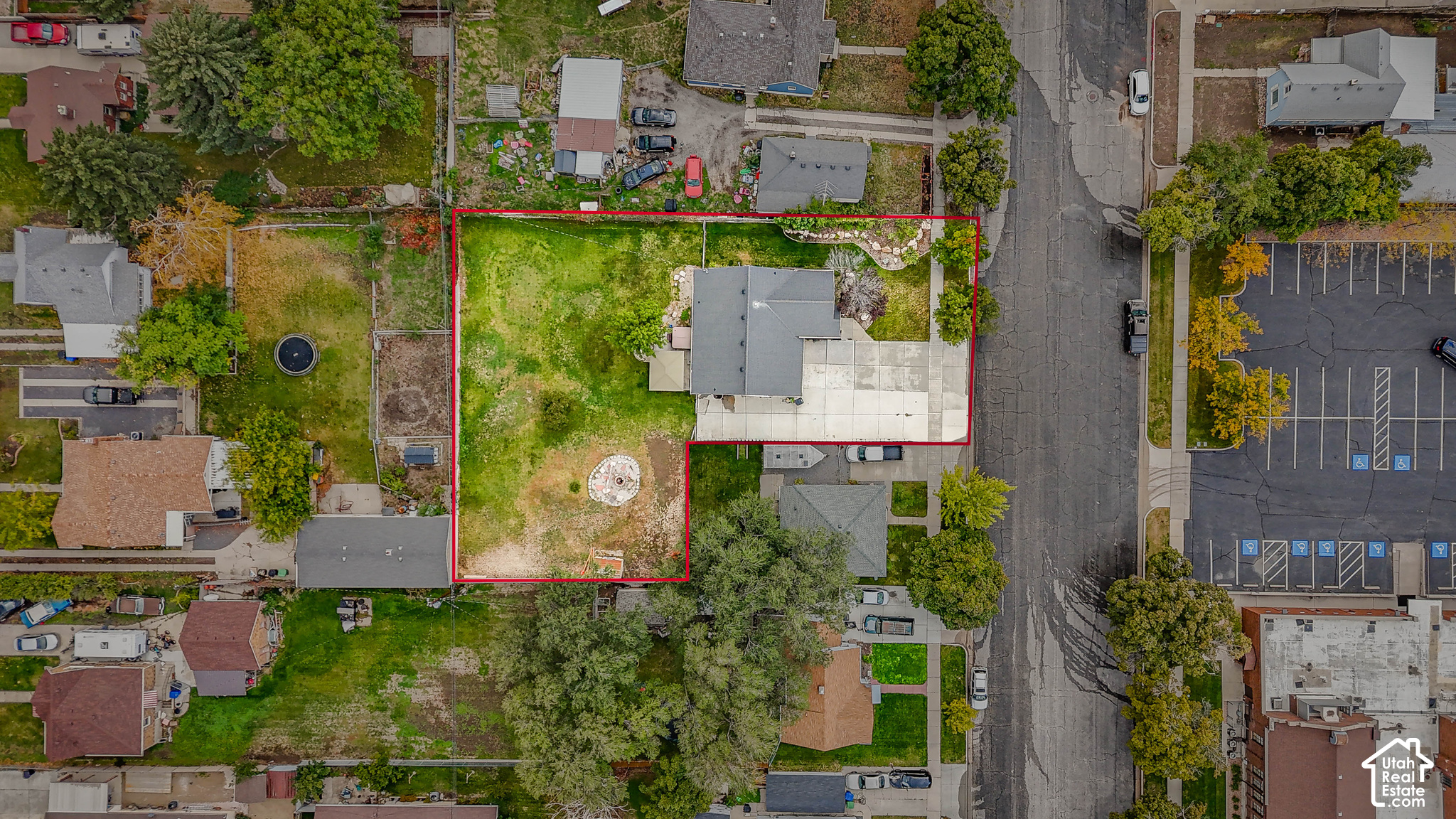 main property photo 35