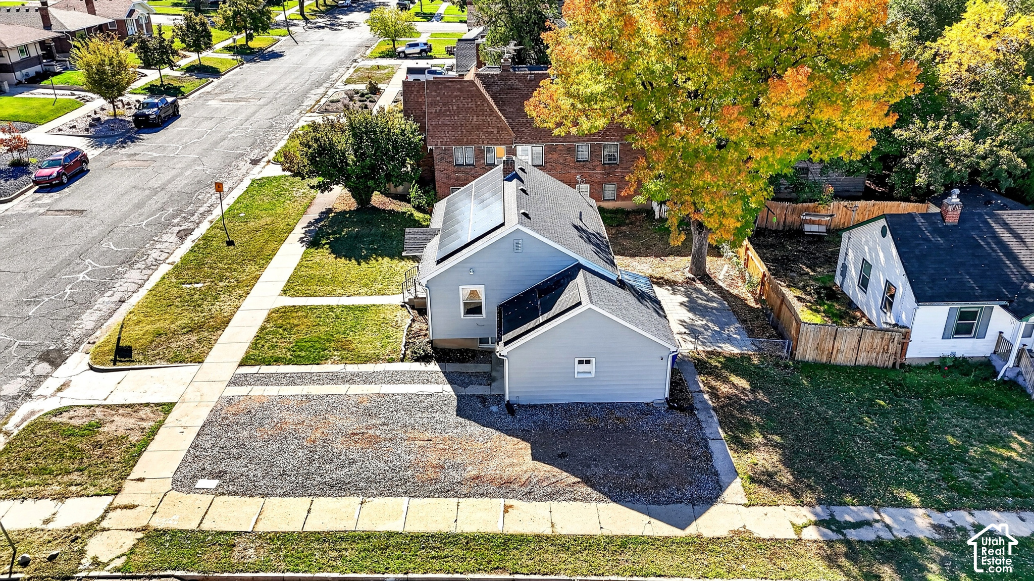 main property photo 34