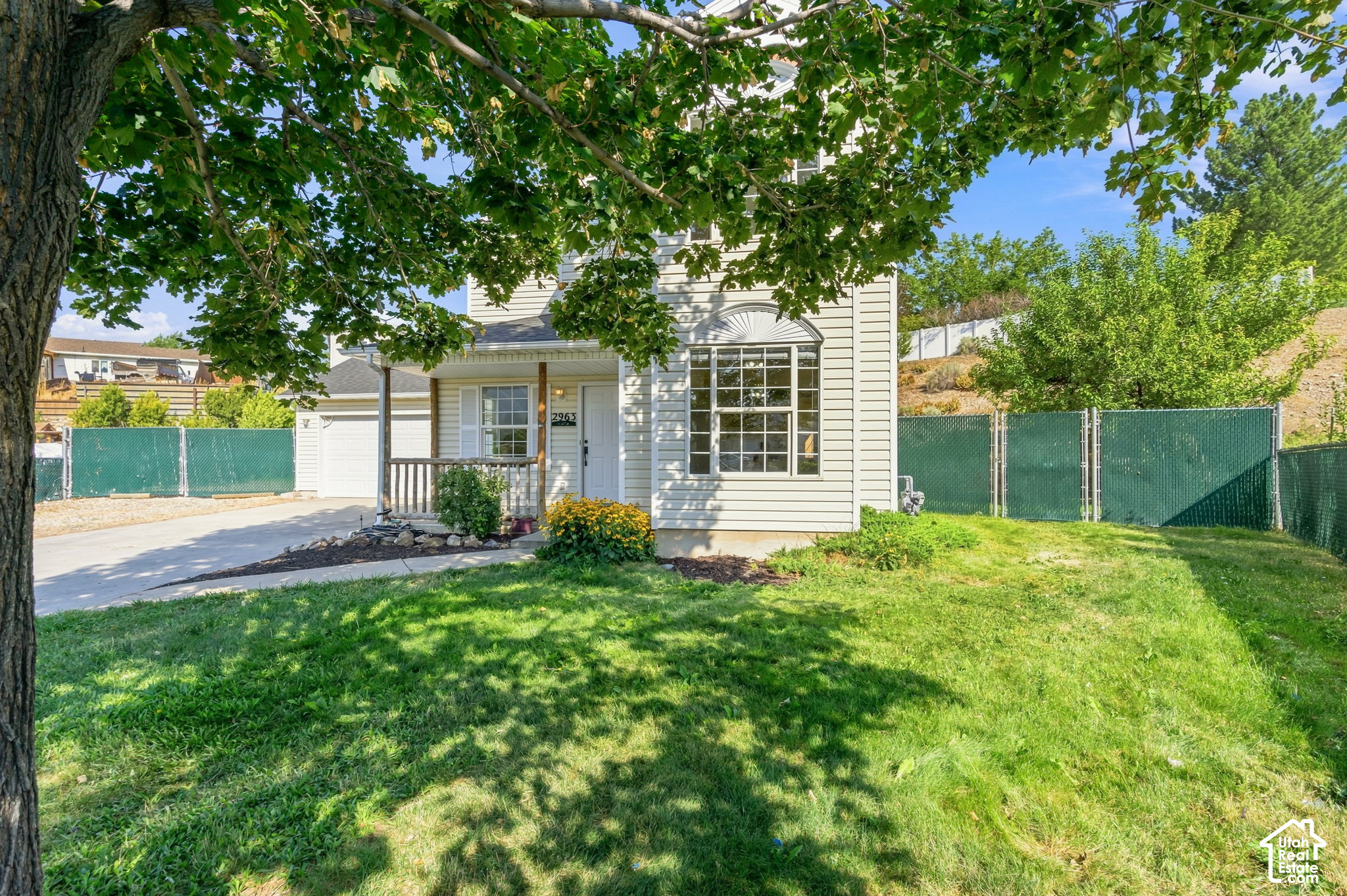 main property photo 35