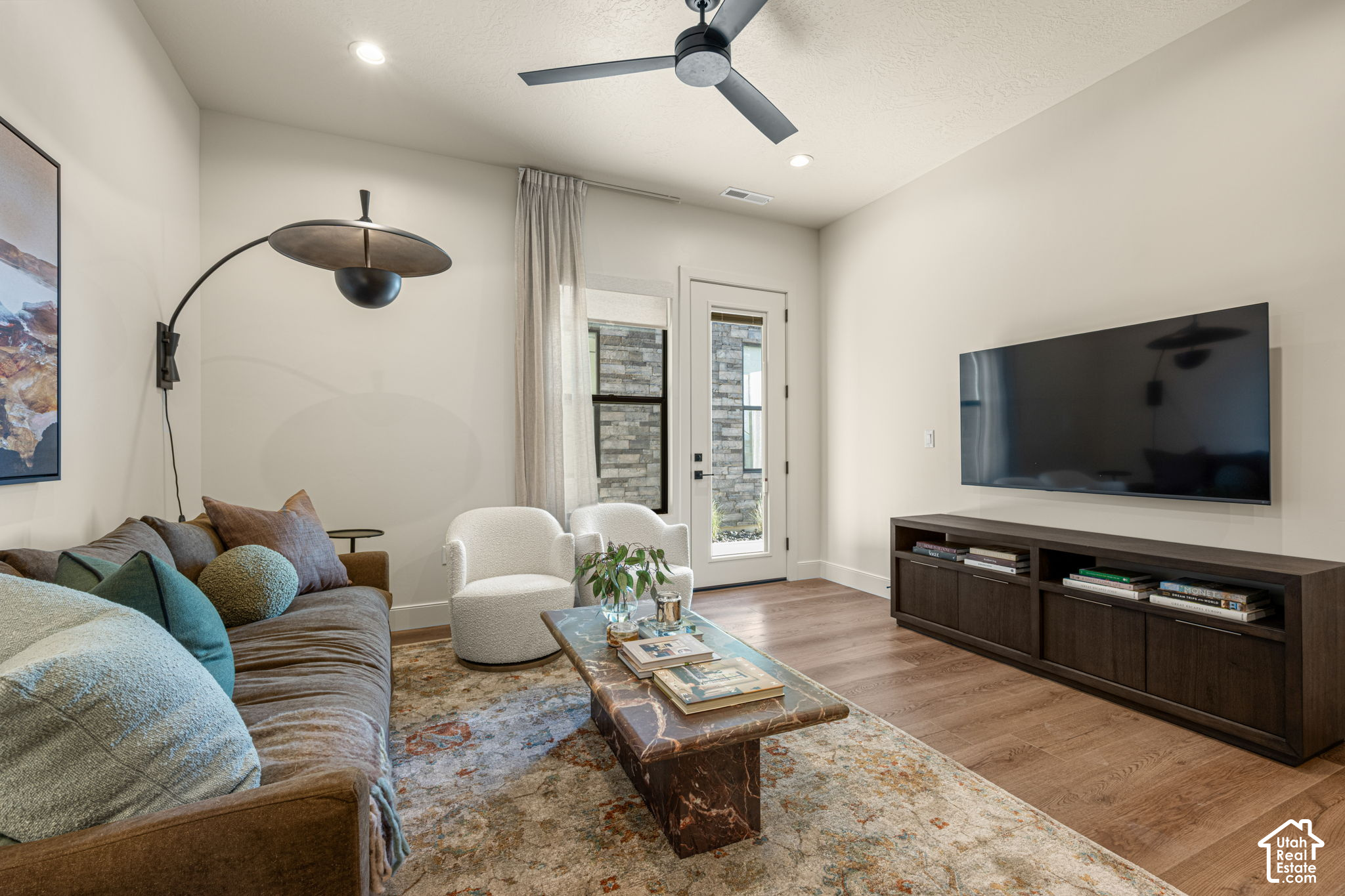 main property photo 67