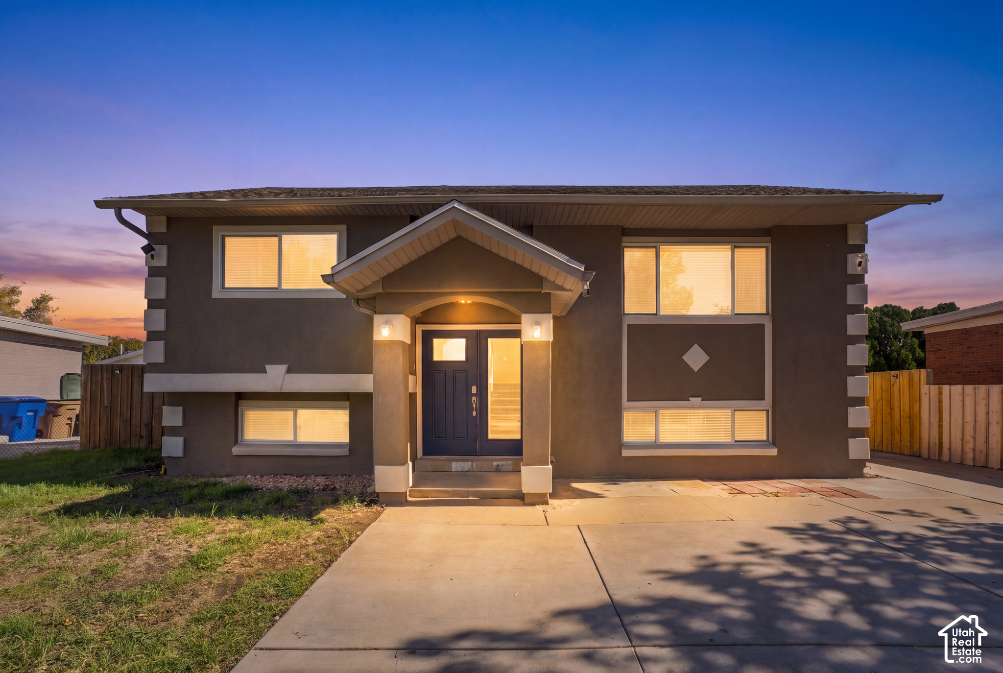 main property photo 0