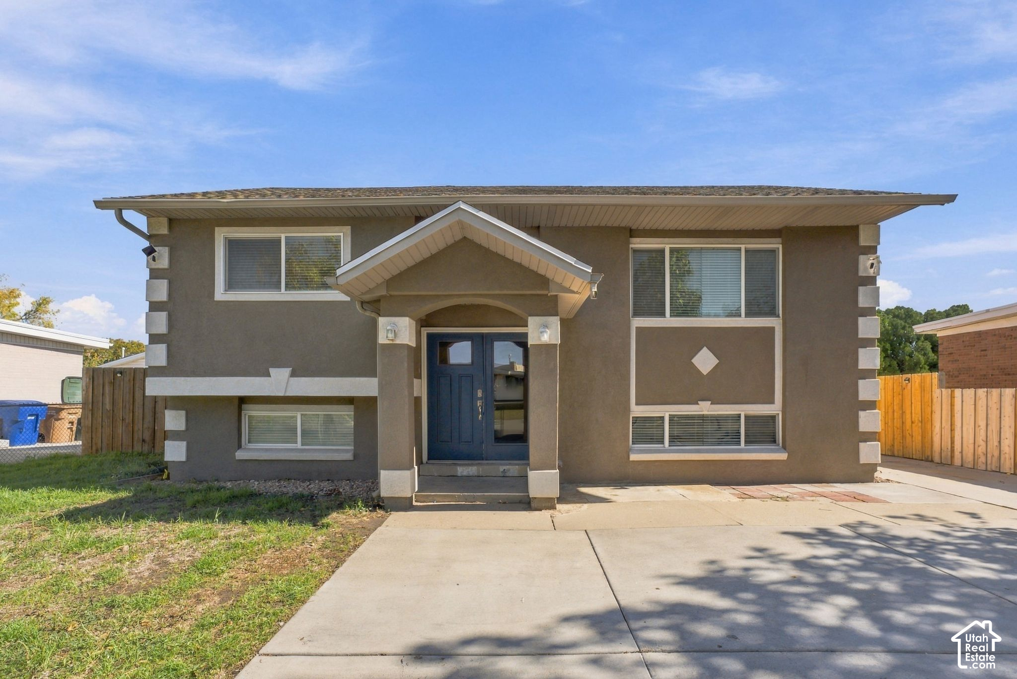 main property photo 31