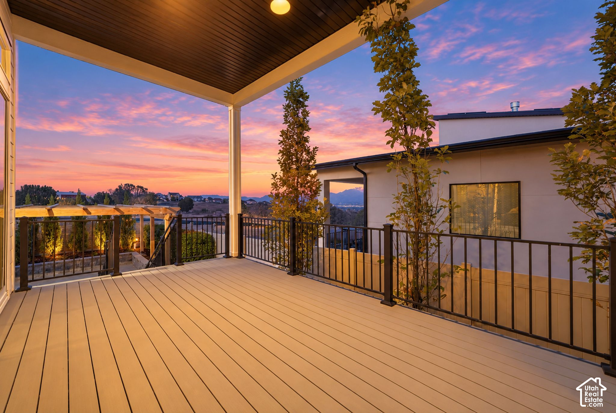 main property photo 54