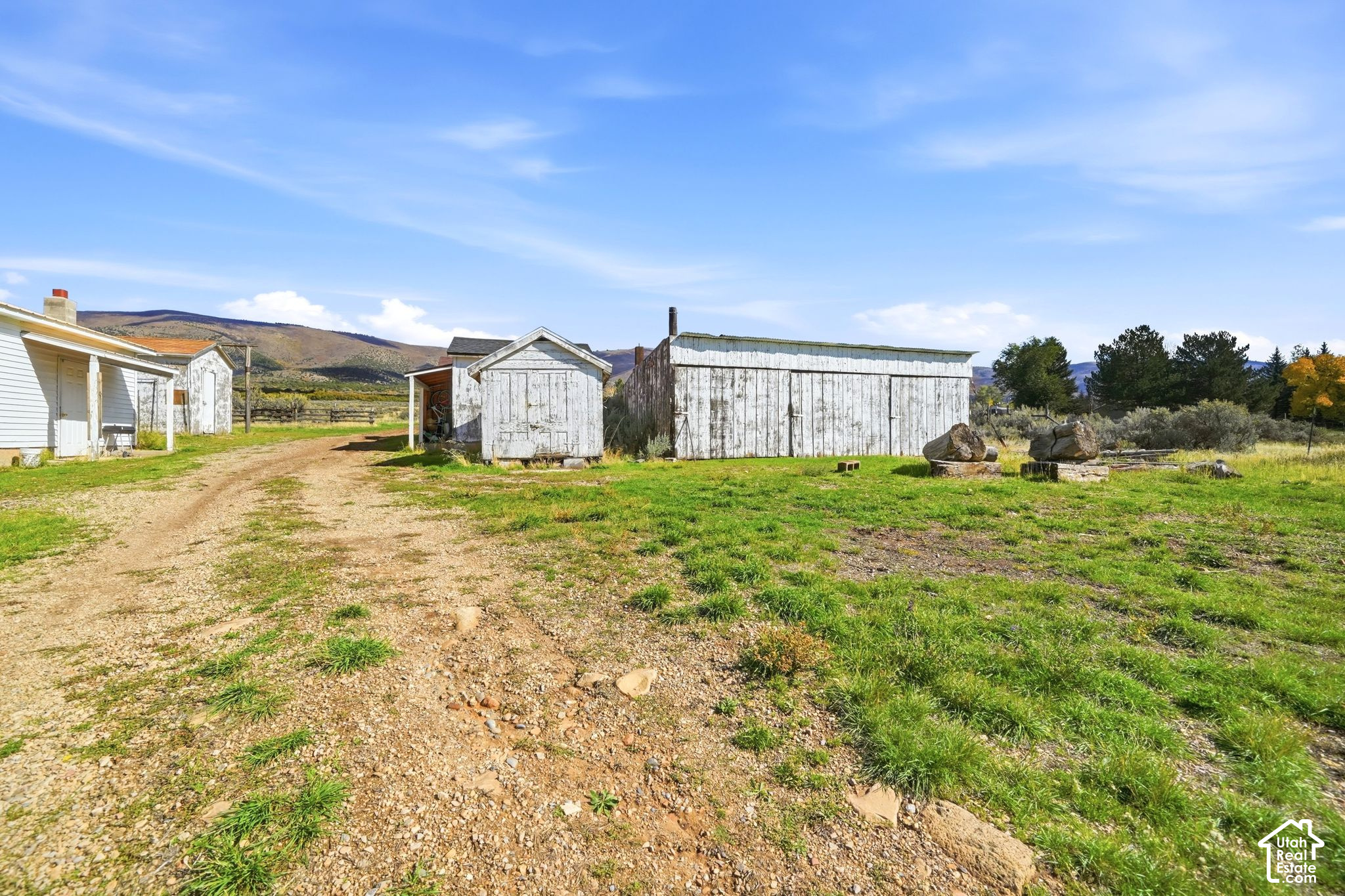 main property photo 42