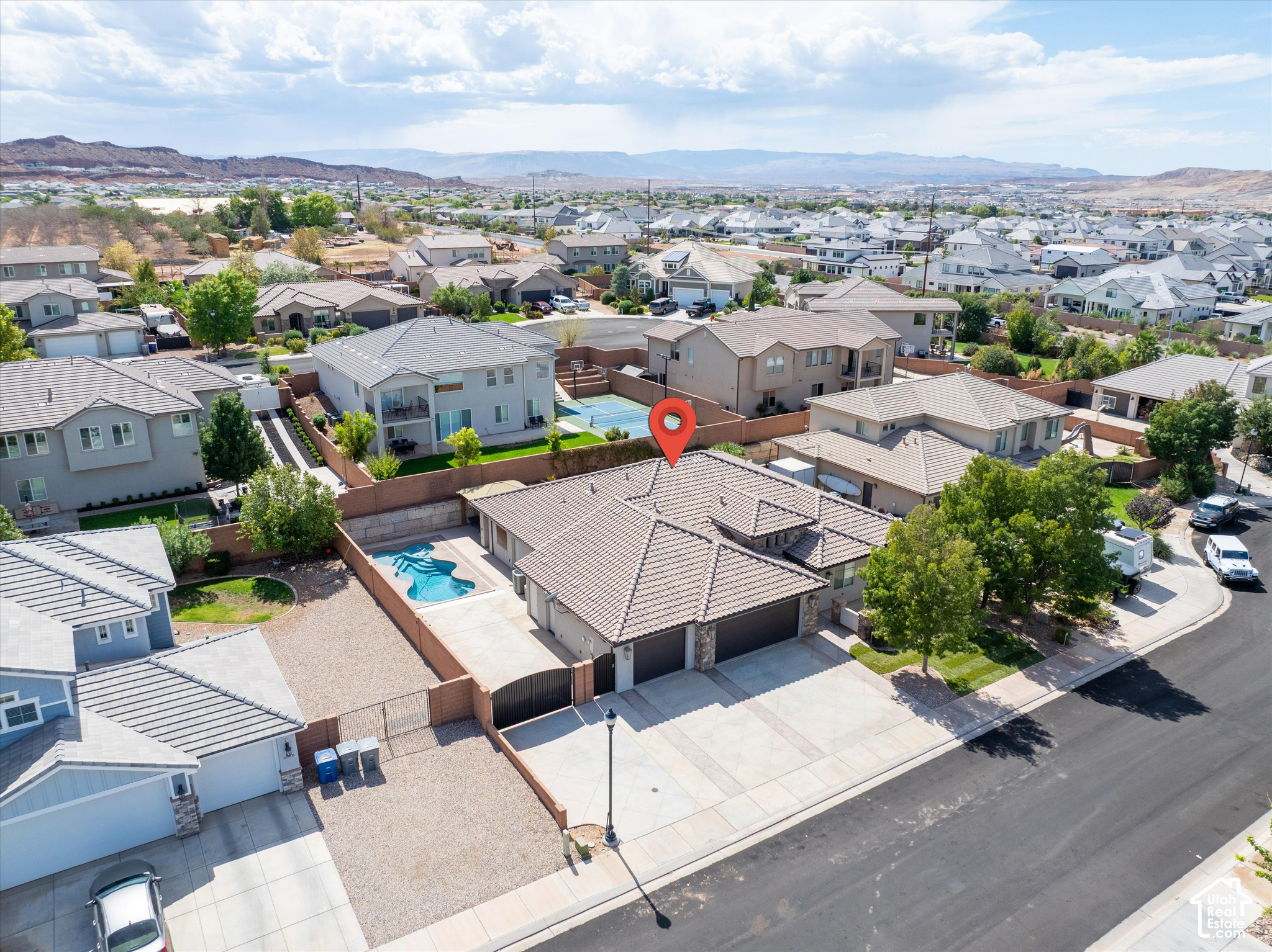 main property photo 35