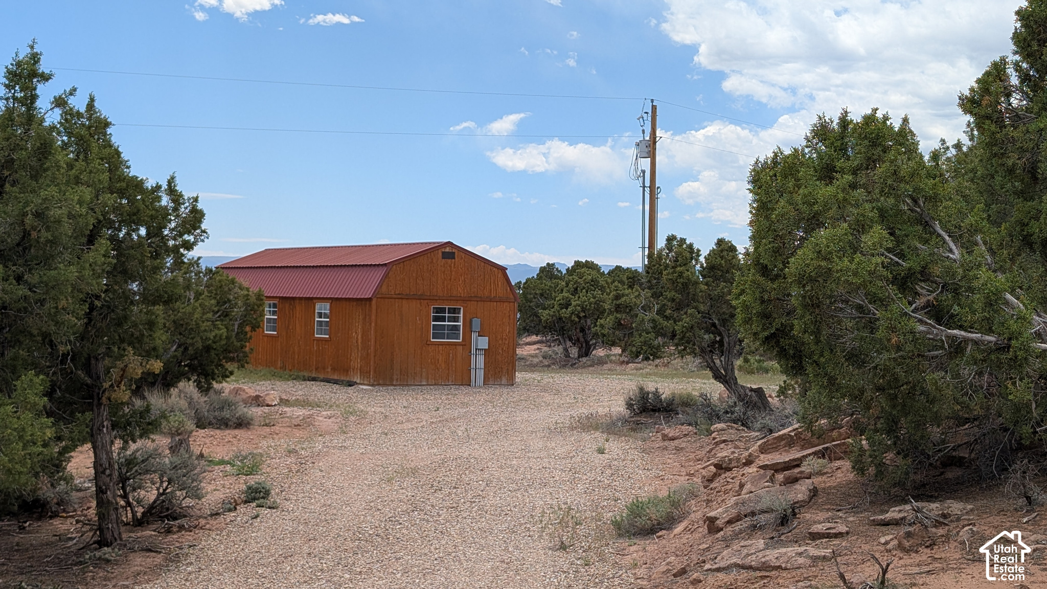 main property photo 24