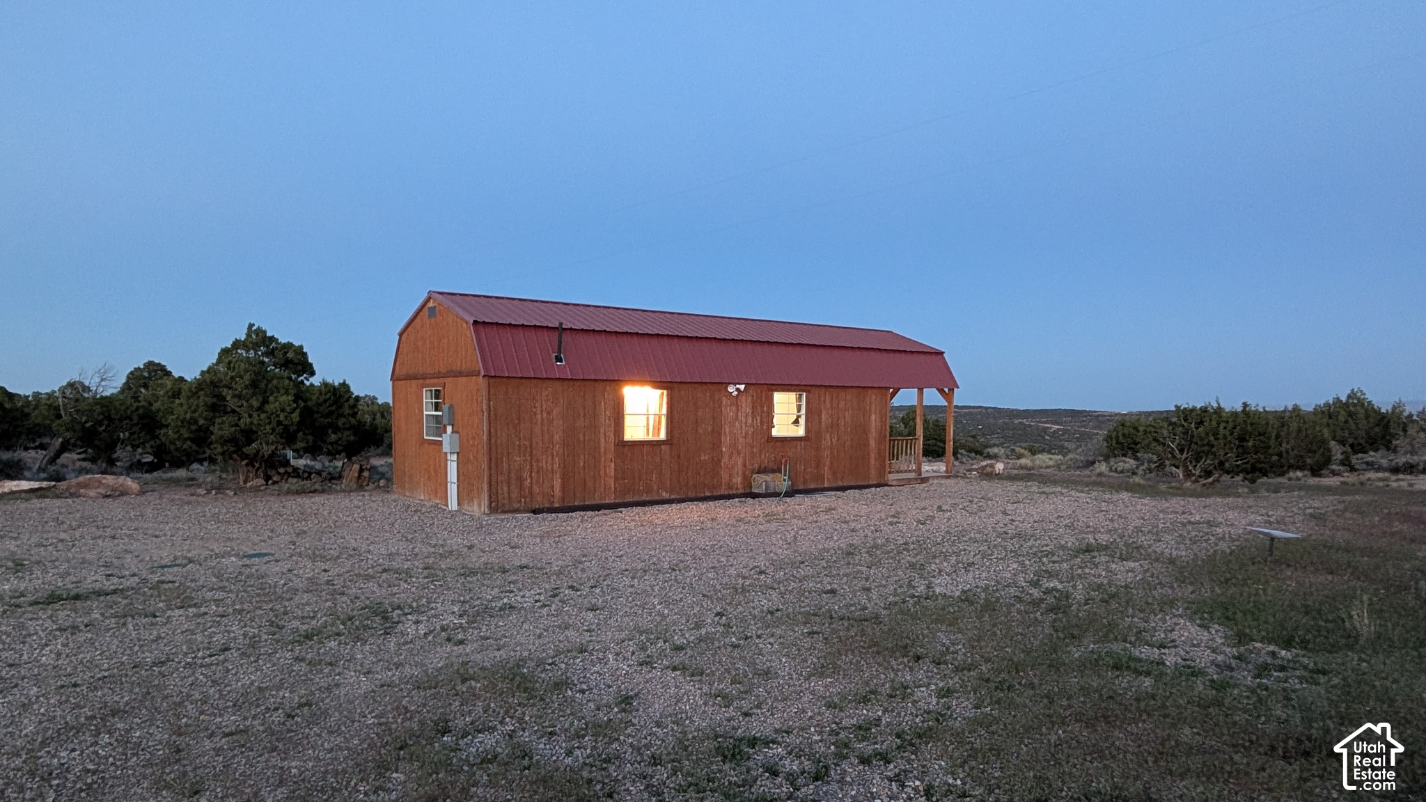 main property photo 8