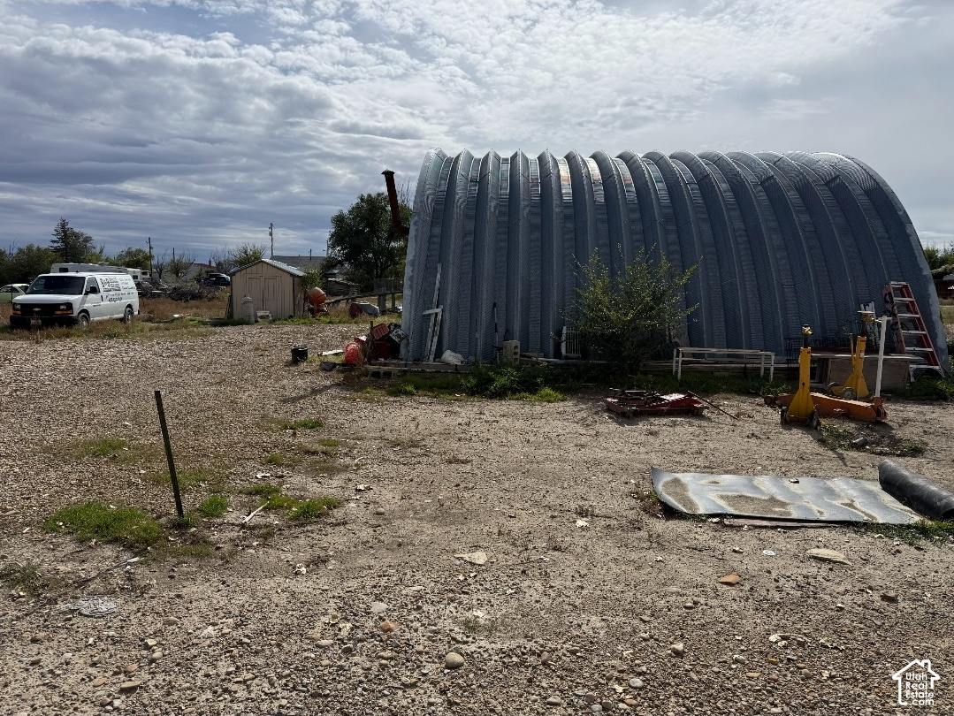 main property photo 24