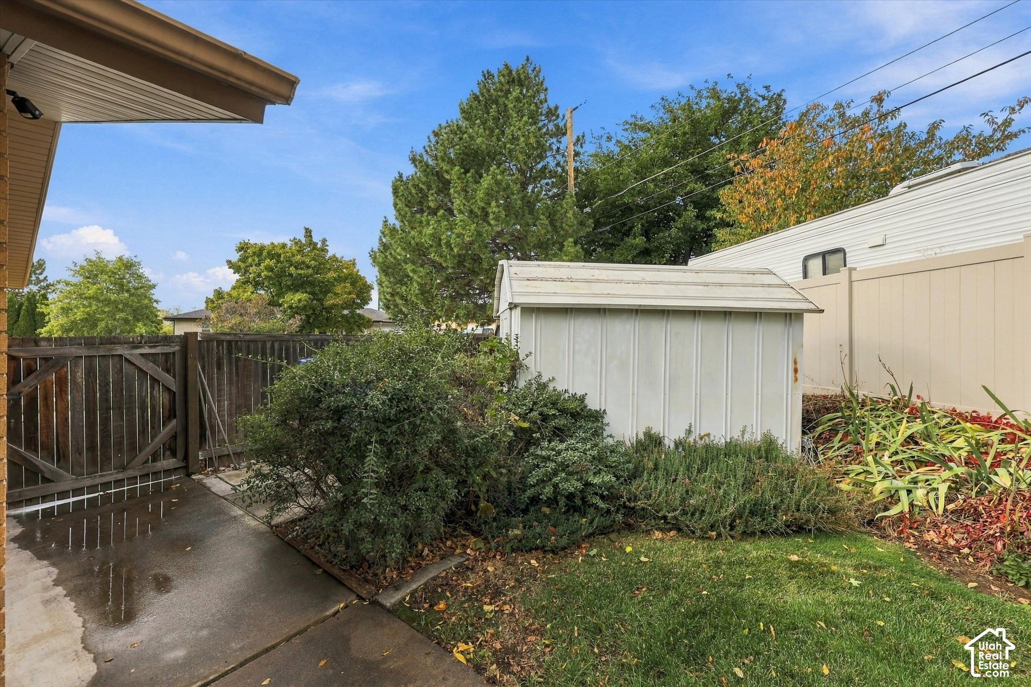 main property photo 51