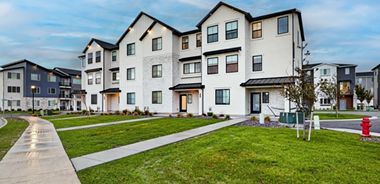 image of property with 4 Bed | 4 Bath | 2,255 Sqft