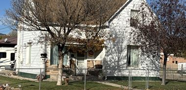 image of property with 4 Bed | 1 Bath | 1,320 Sqft