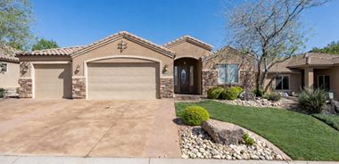 image of property with 3 Bed | 2 Bath | 2,134 Sqft