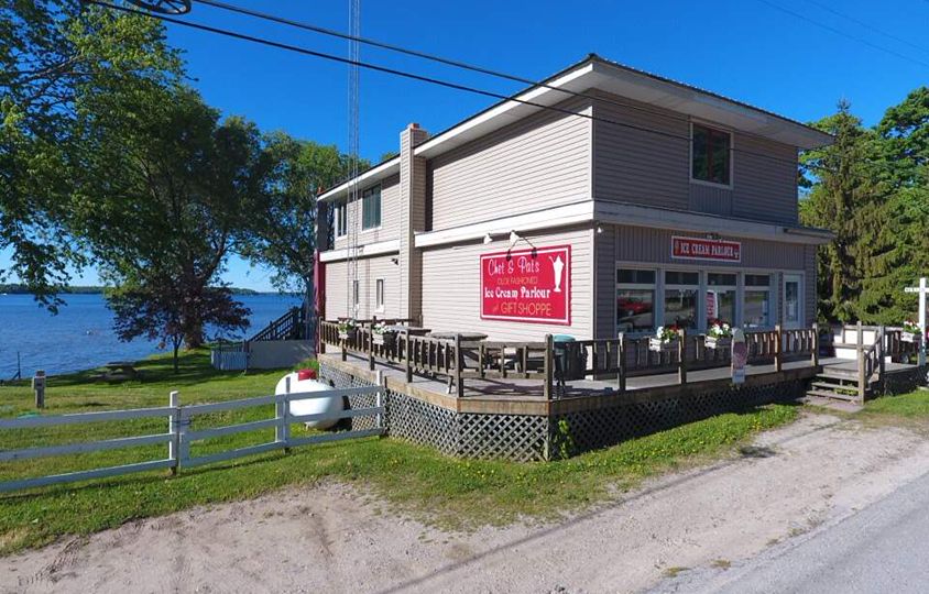 17323 W Main, Curtis, MI 49820