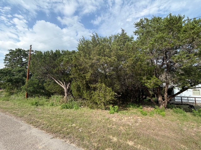 main property photo 9