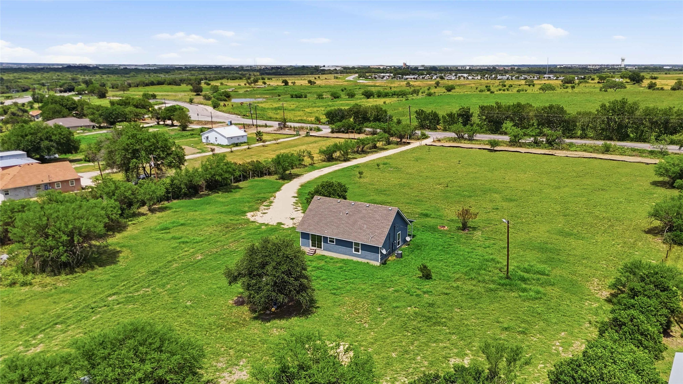 main property photo 22