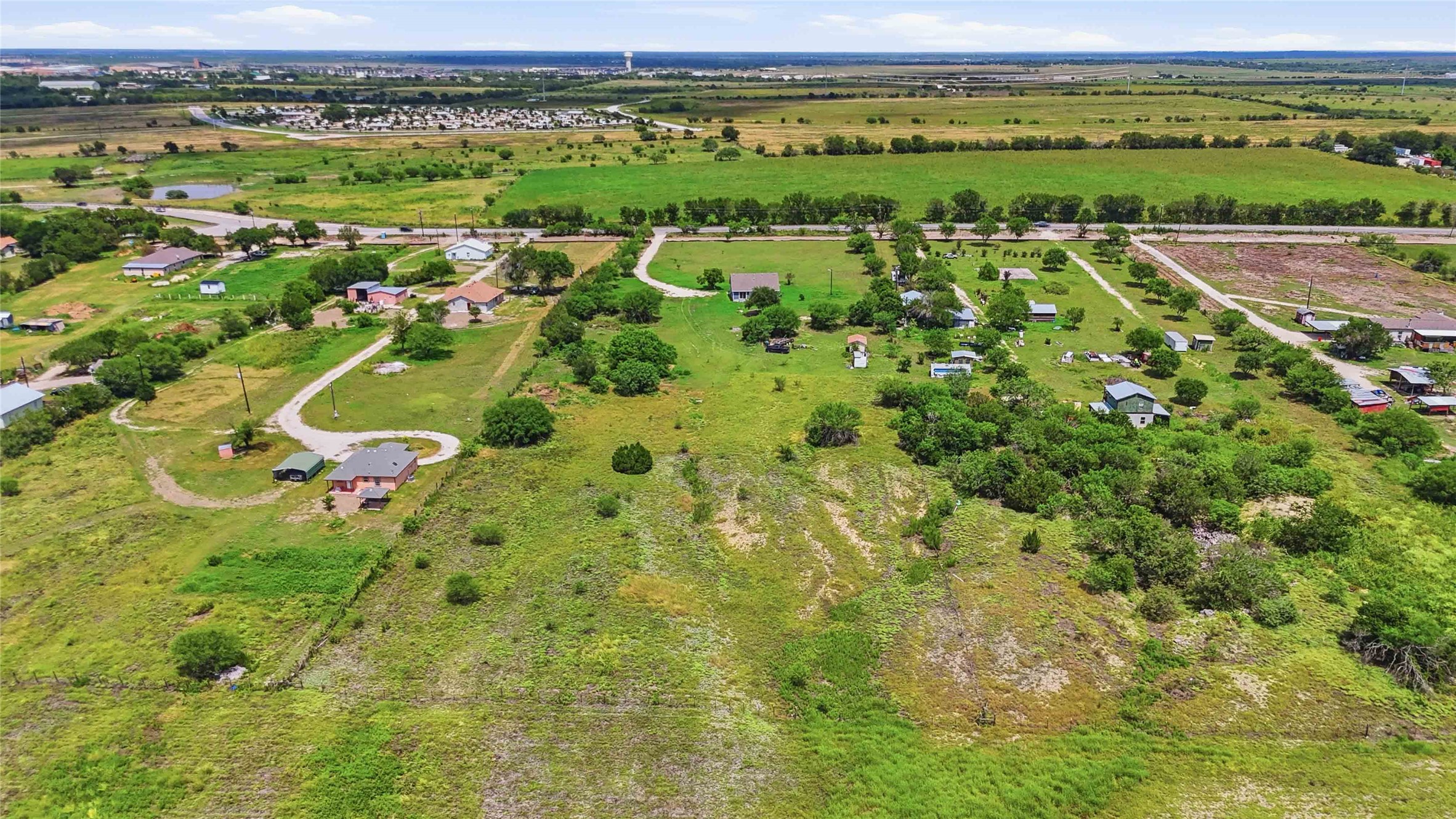 main property photo 26