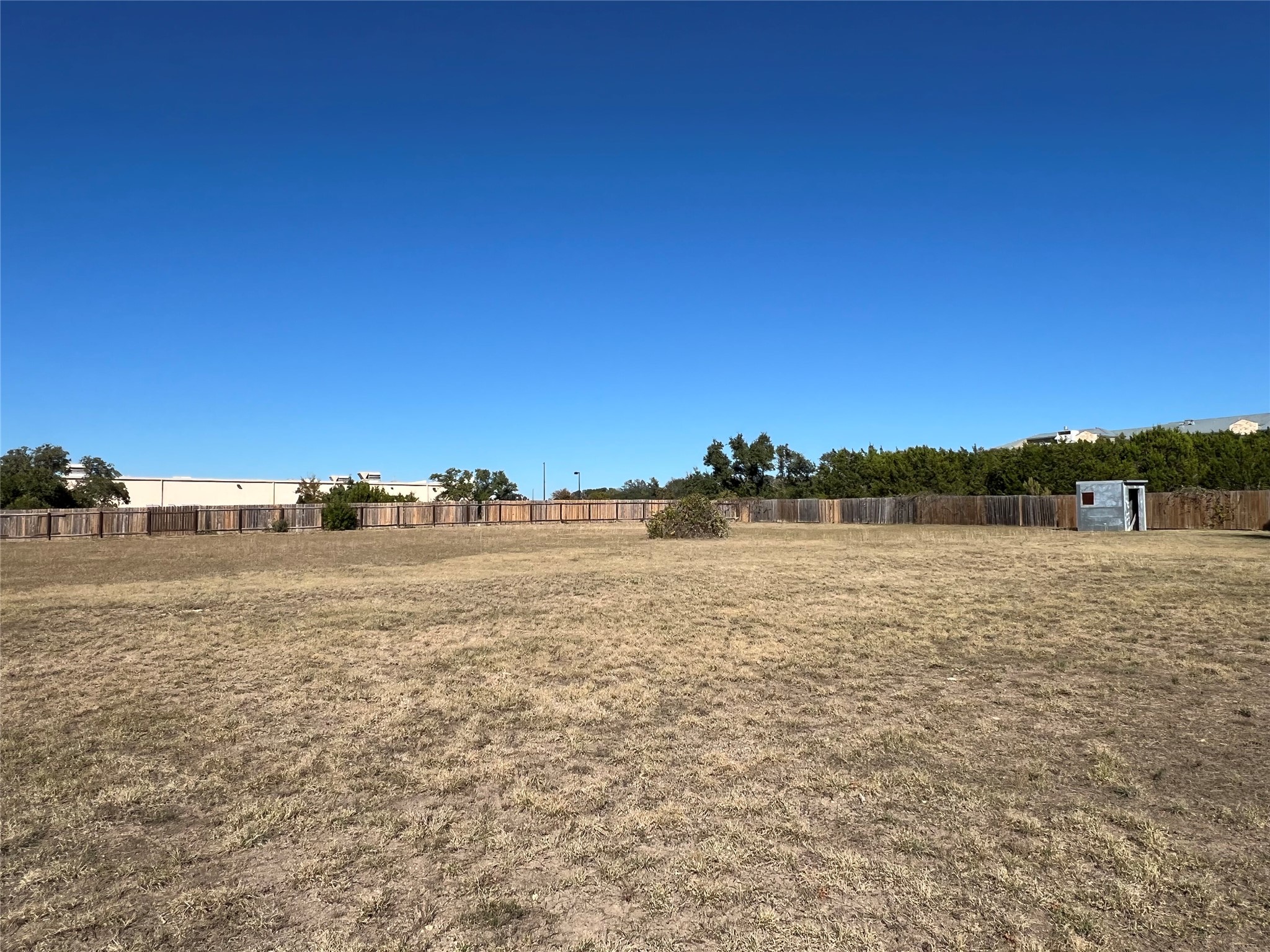 main property photo 37