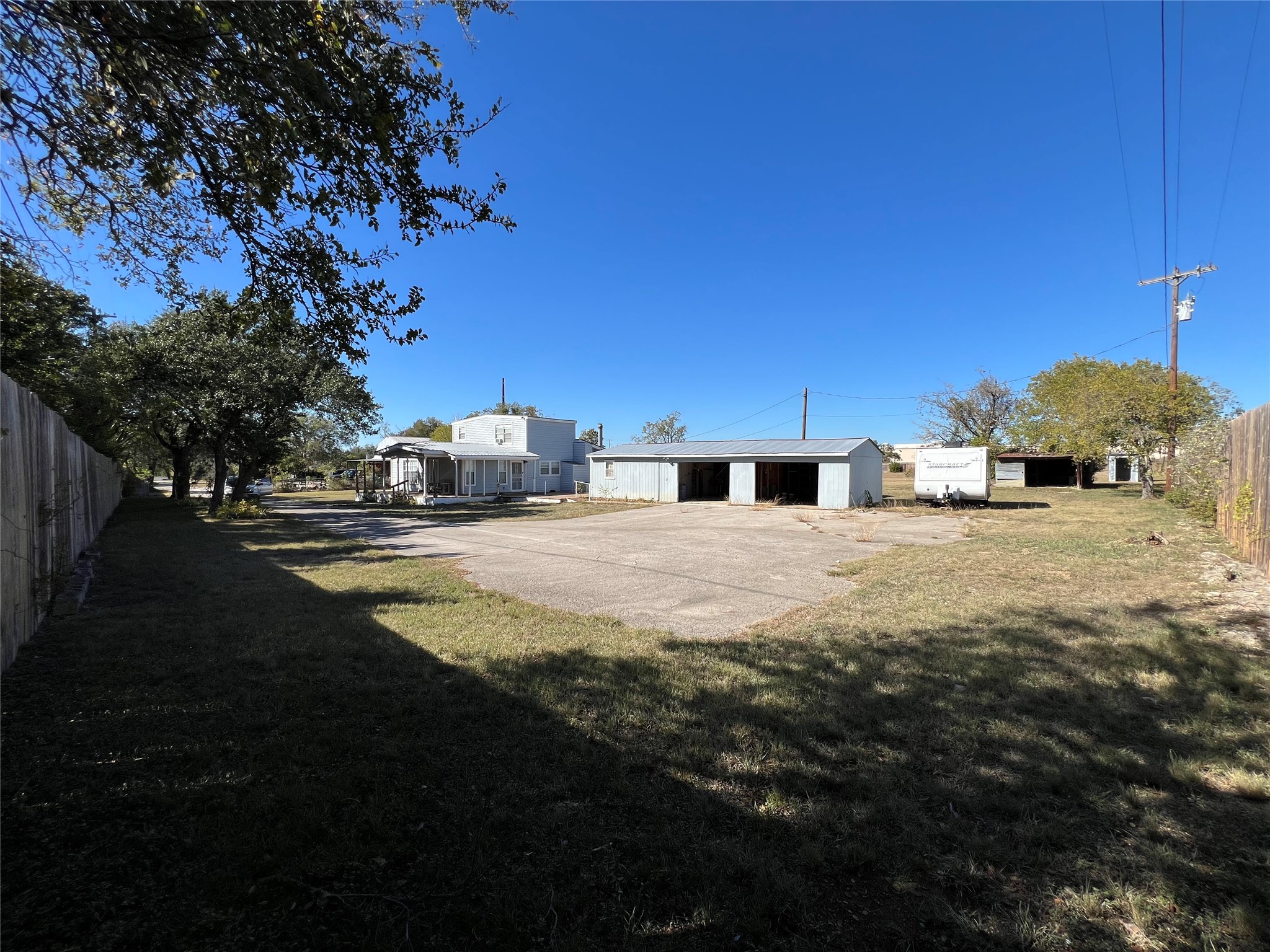 main property photo 5