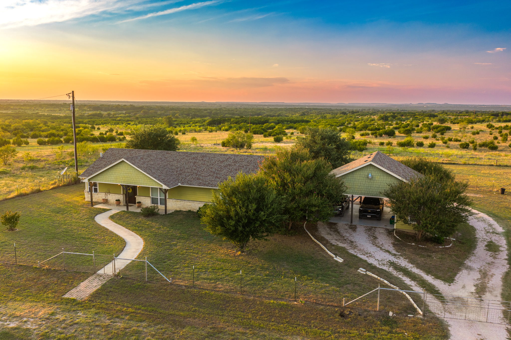 main property photo 35