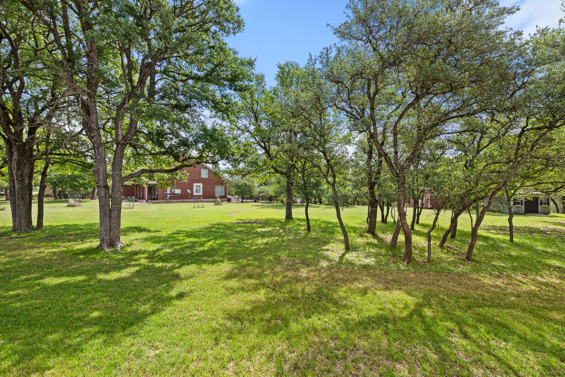 main property photo 39