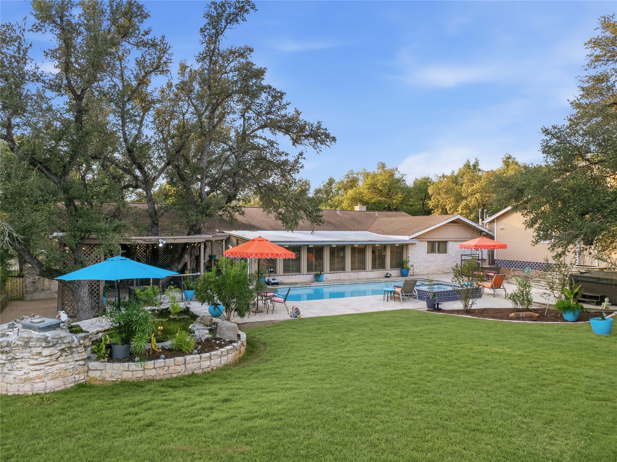 main property photo 38